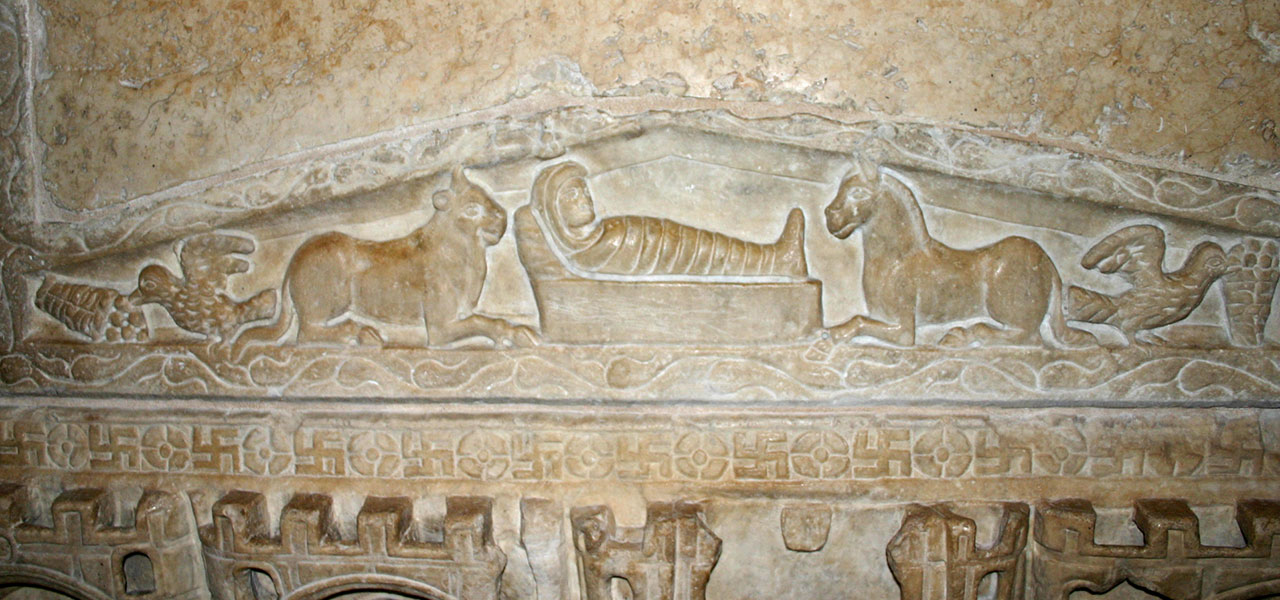 Early Christian sarcophagus depicting Nativity