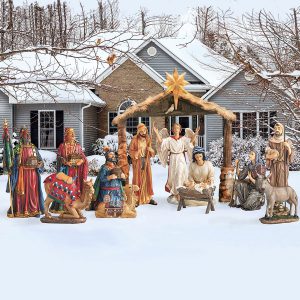 Outdoor Nativity set from Christmas Night, Inc.